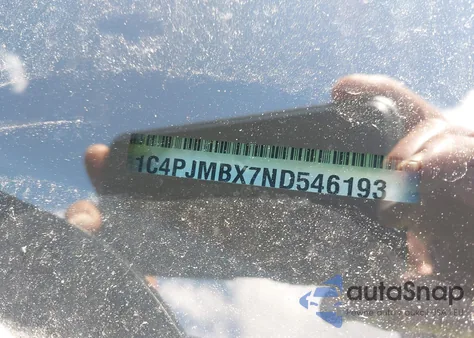 2022 Jeep Cherokee Trailhawk 4X4 z USA, uszkodzony, nr VIN 1C4PJMBX7ND546193